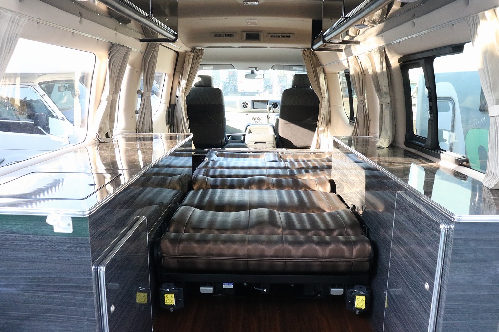 キャンピングカー バンコン NV350 LTｷｬﾝﾊﾟｰ LTｳｫｰｶｰ 4WD