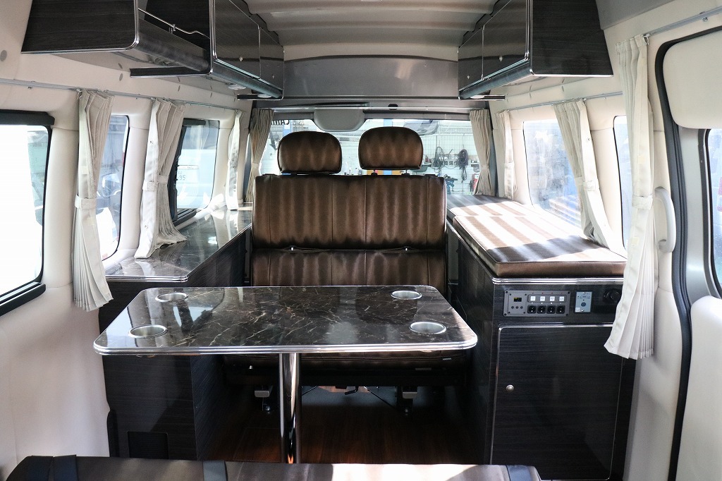 キャンピングカー バンコン NV350 LTｷｬﾝﾊﾟｰ LTｳｫｰｶｰ 4WD