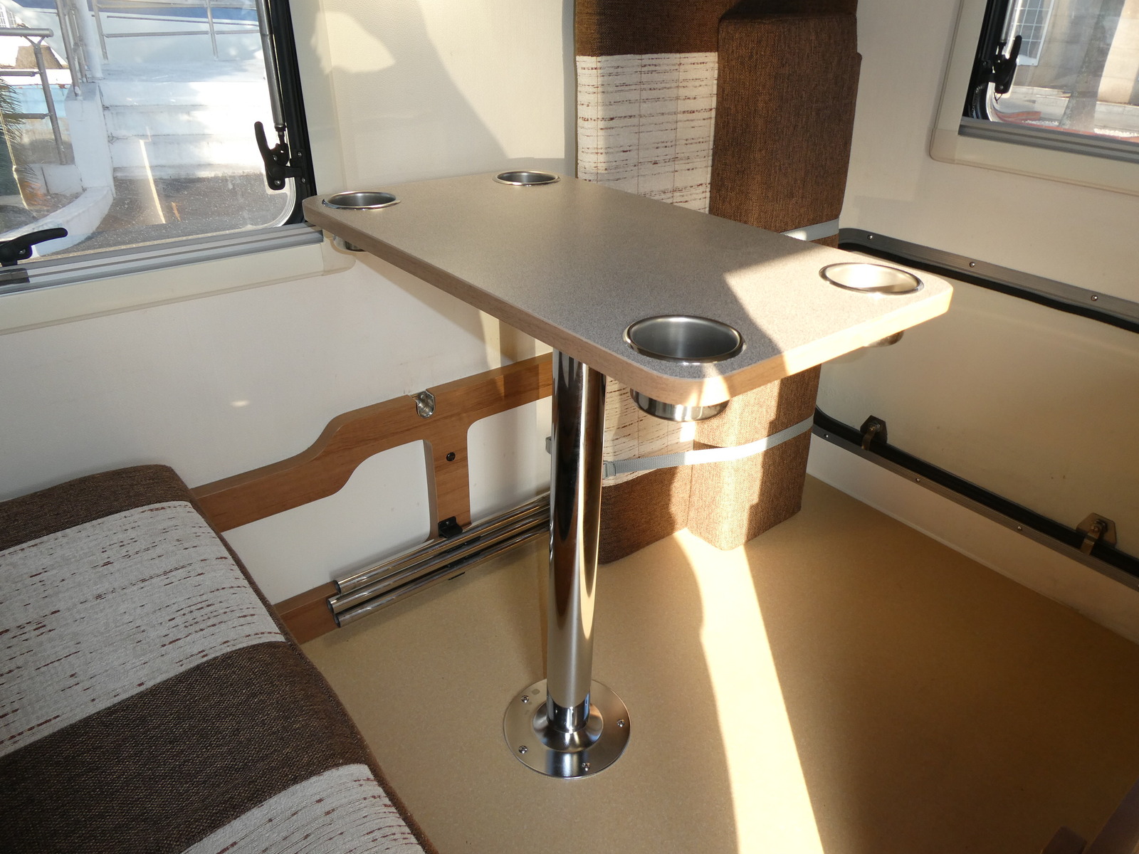 キャンピングカー 軽キャンパー 東和ﾓｰﾀｰｽ　ｲﾝﾃﾞｨ108　ﾎﾟｯﾌﾟｱｯﾌﾟ　ｿｰﾗｰﾊﾟﾈﾙ