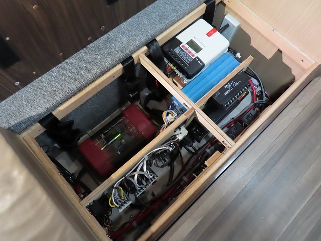 キャンピングカー キャブコン ｶﾑﾛｰﾄﾞﾊﾞﾝﾃｯｸｺﾙﾄﾞﾊﾞﾝｸｽ 家ｴｱｺﾝ4WD