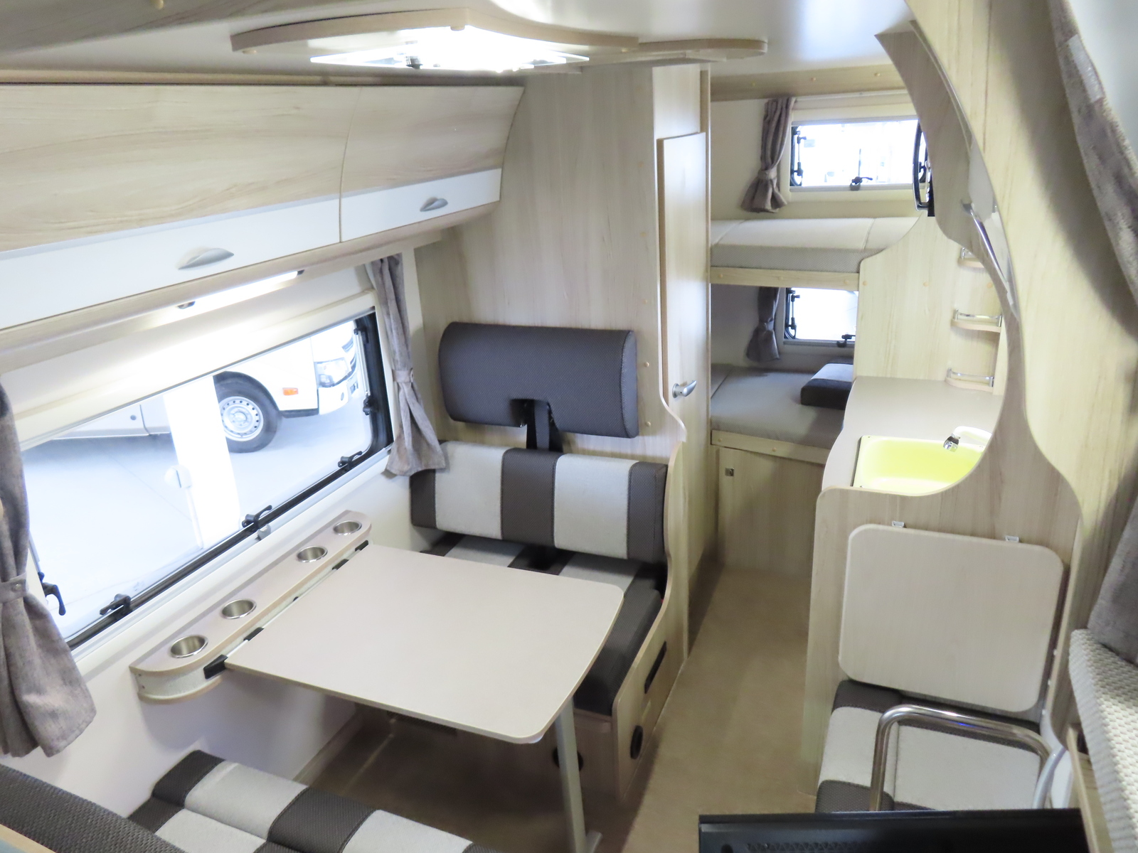 キャンピングカー キャブコン ｶﾑﾛｰﾄﾞ ﾅｯﾂRV ｸﾚｿﾝｼﾞｬｰﾆｰ　軽油