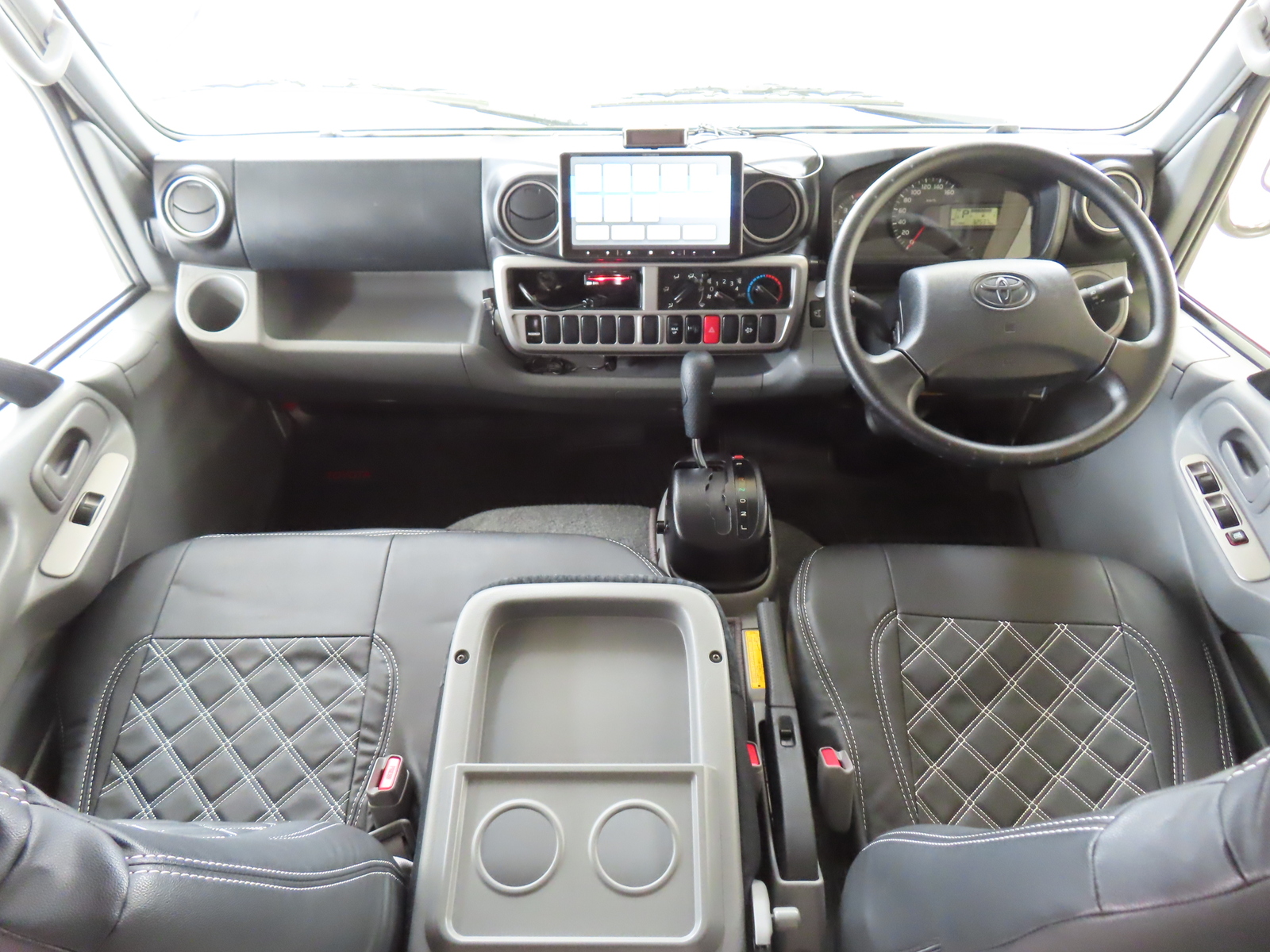 キャンピングカー キャブコン ｶﾑﾛｰﾄﾞ ﾅｯﾂRV ｸﾚｿﾝｼﾞｬｰﾆｰ　軽油