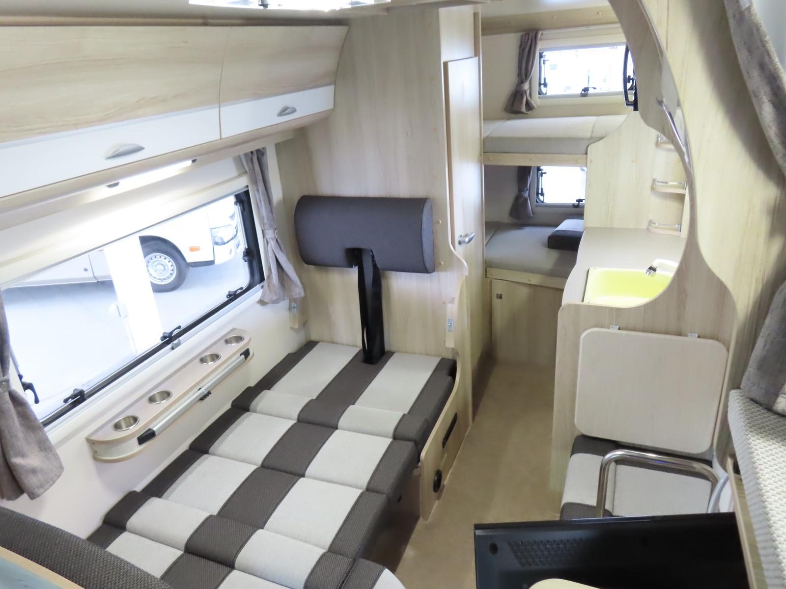 キャンピングカー キャブコン ｶﾑﾛｰﾄﾞ ﾅｯﾂRV ｸﾚｿﾝｼﾞｬｰﾆｰ　軽油