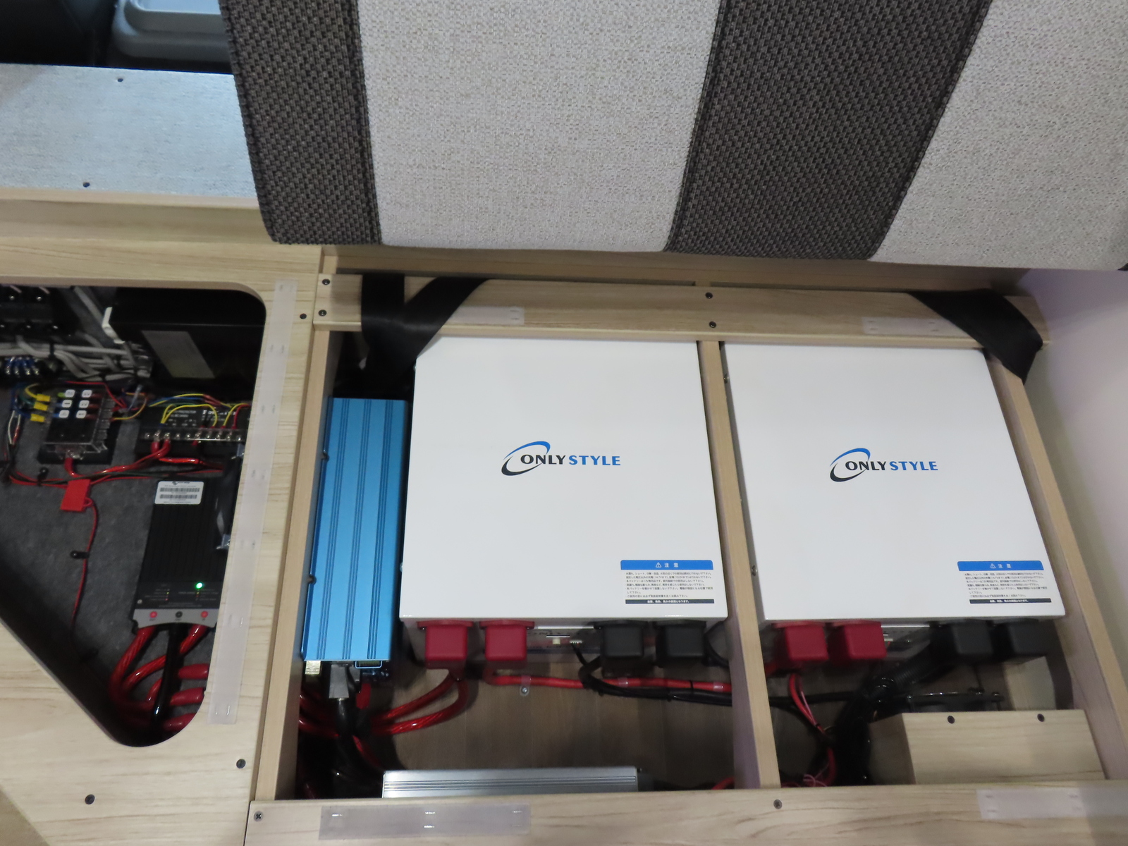 キャンピングカー キャブコン ｶﾑﾛｰﾄﾞ ﾅｯﾂRV ｸﾚｿﾝｼﾞｬｰﾆｰ　軽油