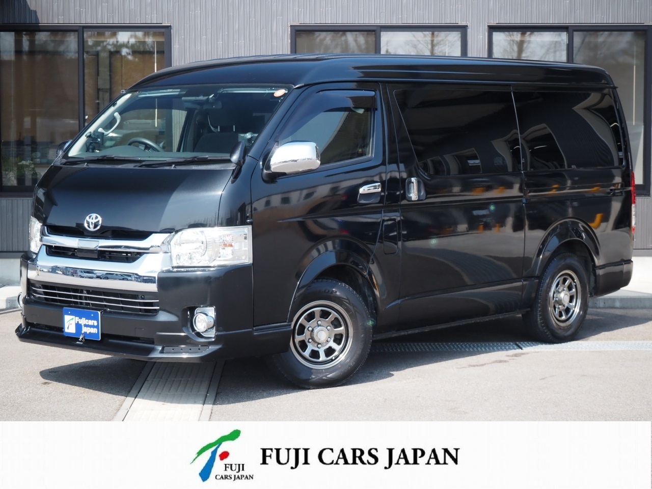 キャンピングカー バンコン ハイエース リラックスワゴン インフィニティ 4WD