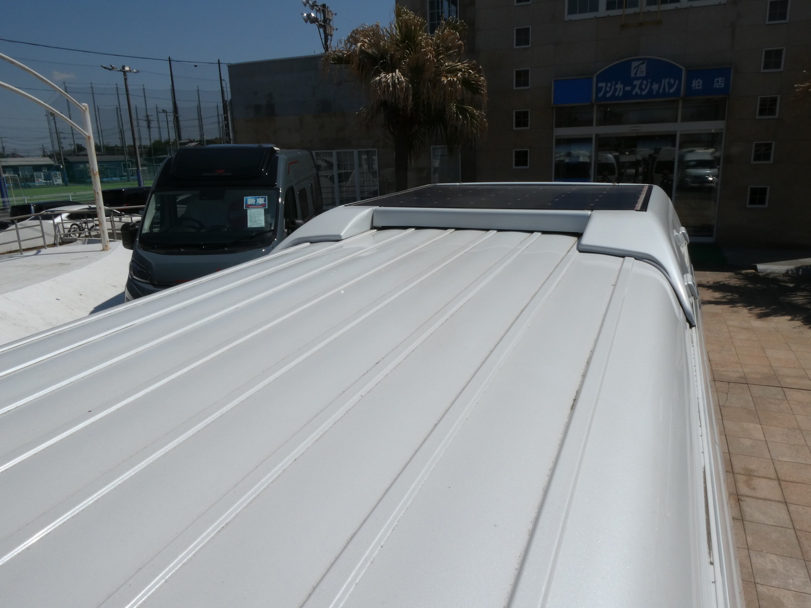 キャンピングカー バンコン ﾄｲﾌｧｸﾄﾘｰ　ﾊﾞｰﾃﾞﾝ　FF　ｿｰﾗｰ　DC冷蔵庫