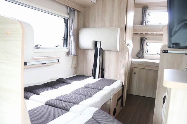 キャンピングカー キャブコン ｶﾑﾛｰﾄﾞﾅｯﾂ ｸﾚｿﾝｼﾞｬｰﾆｰWｴﾎﾞﾗｲﾄ4WD