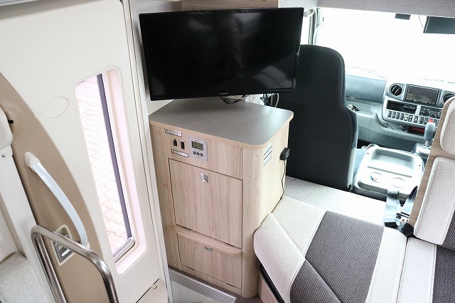 キャンピングカー キャブコン ｶﾑﾛｰﾄﾞﾅｯﾂ ｸﾚｿﾝｼﾞｬｰﾆｰWｴﾎﾞﾗｲﾄ4WD