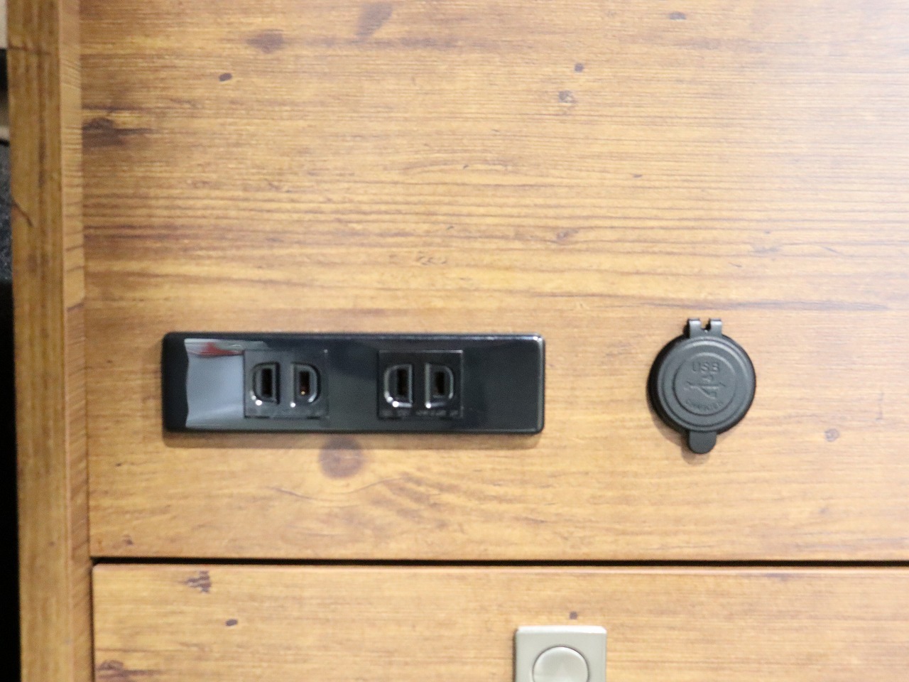 キャンピングカー バンコン ﾊｲｴｰｽ ﾌﾚｯｸｽ ﾓﾋﾞｰﾃﾞｨｯｸNH#02 4WD