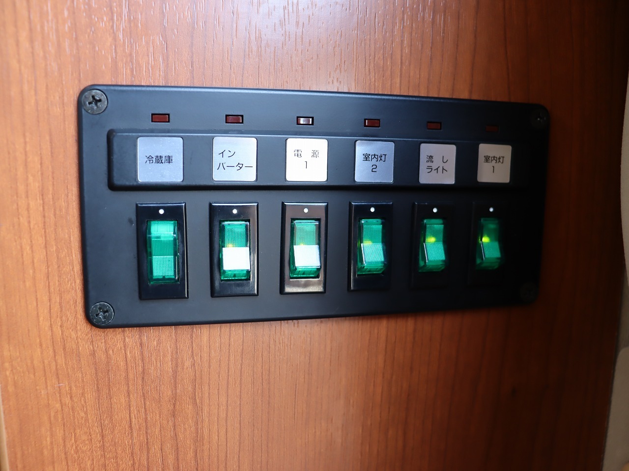 キャンピングカー バンコン ﾊｲｴｰｽ ｵﾘｼﾞﾅﾙｷｬﾝﾊﾟｰ FF･TV