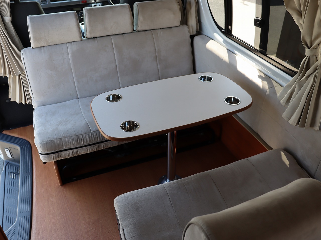 キャンピングカー バンコン ﾊｲｴｰｽ ｵﾘｼﾞﾅﾙｷｬﾝﾊﾟｰ FF･TV