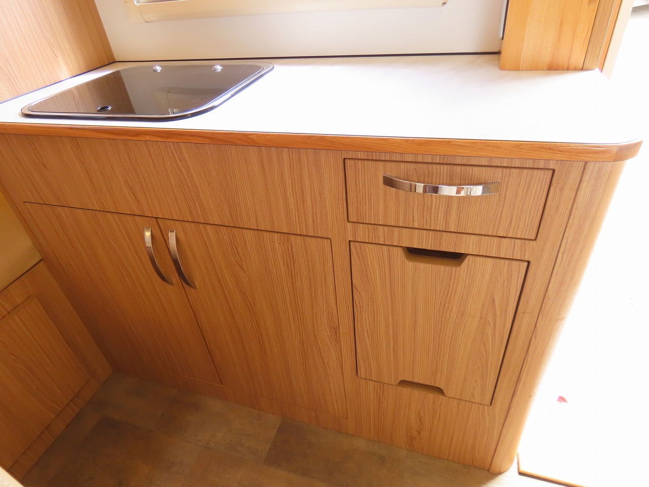 キャンピングカー キャブコン ﾋﾞｰｶﾑ NTB ｸﾚｽﾃｯﾄﾞｱｲﾋﾞｽ 家庭用ｴｱｺﾝ