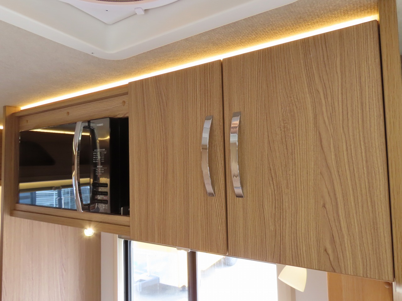 キャンピングカー キャブコン ﾋﾞｰｶﾑ NTB ｸﾚｽﾃｯﾄﾞｱｲﾋﾞｽ 家庭用ｴｱｺﾝ