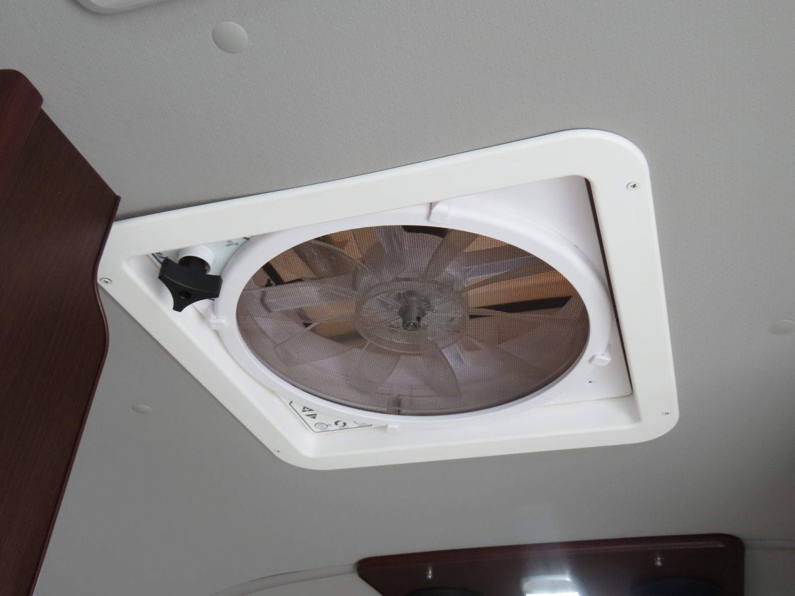 キャンピングカー バンコン ﾊｲｴｰｽ OMC 銀河　ﾘﾁｳﾑ FFﾋｰﾀｰ