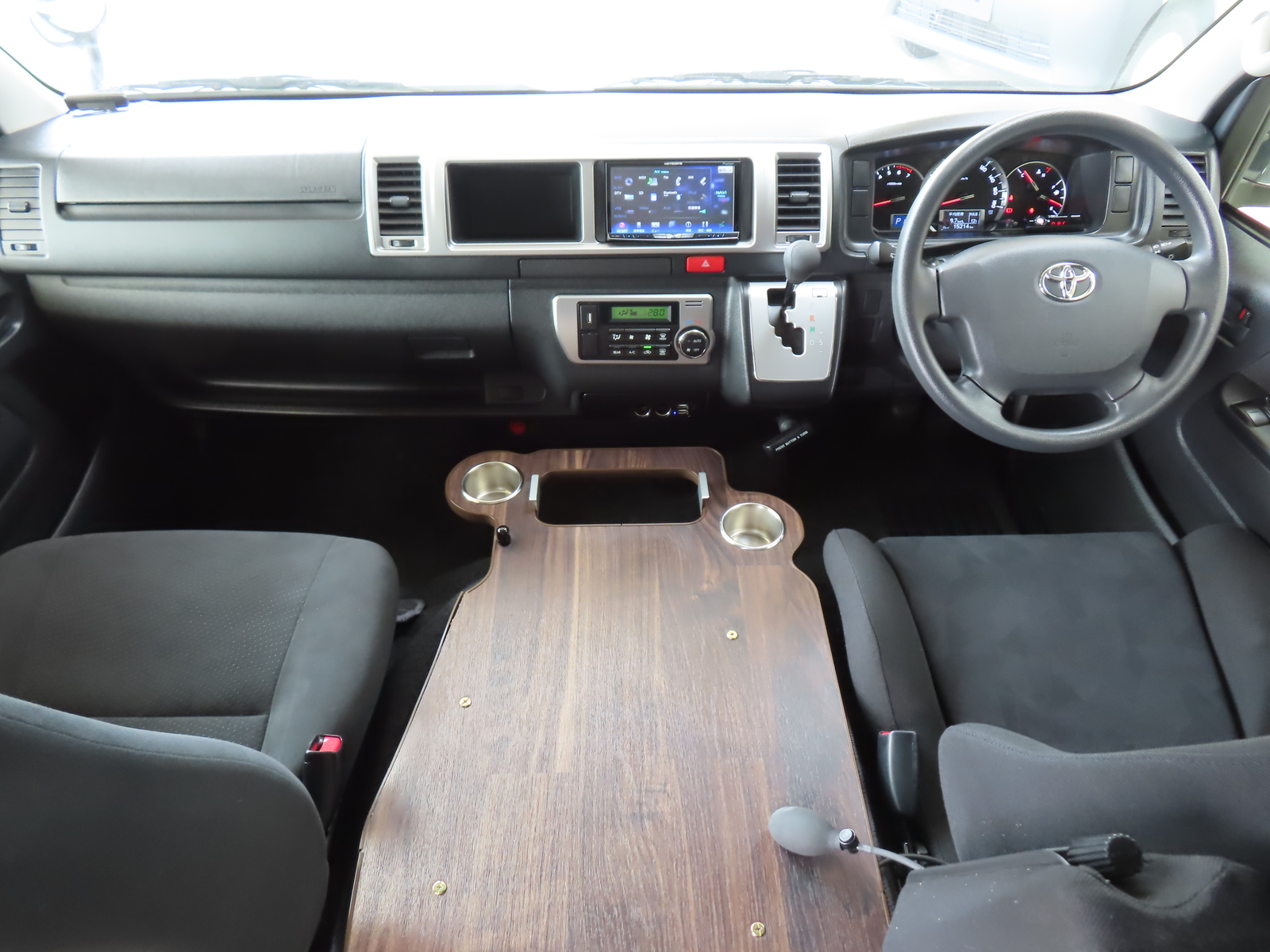 キャンピングカー バンコン ﾊｲｴｰｽ OMC 銀河　ﾘﾁｳﾑ FFﾋｰﾀｰ