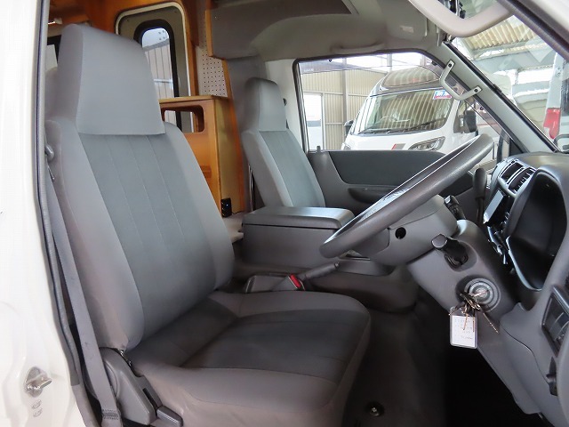 キャンピングカー キャブコン ﾎﾞﾝｺﾞ AtoZ ｱﾐﾃｨ 家庭用ｴｱｺﾝ