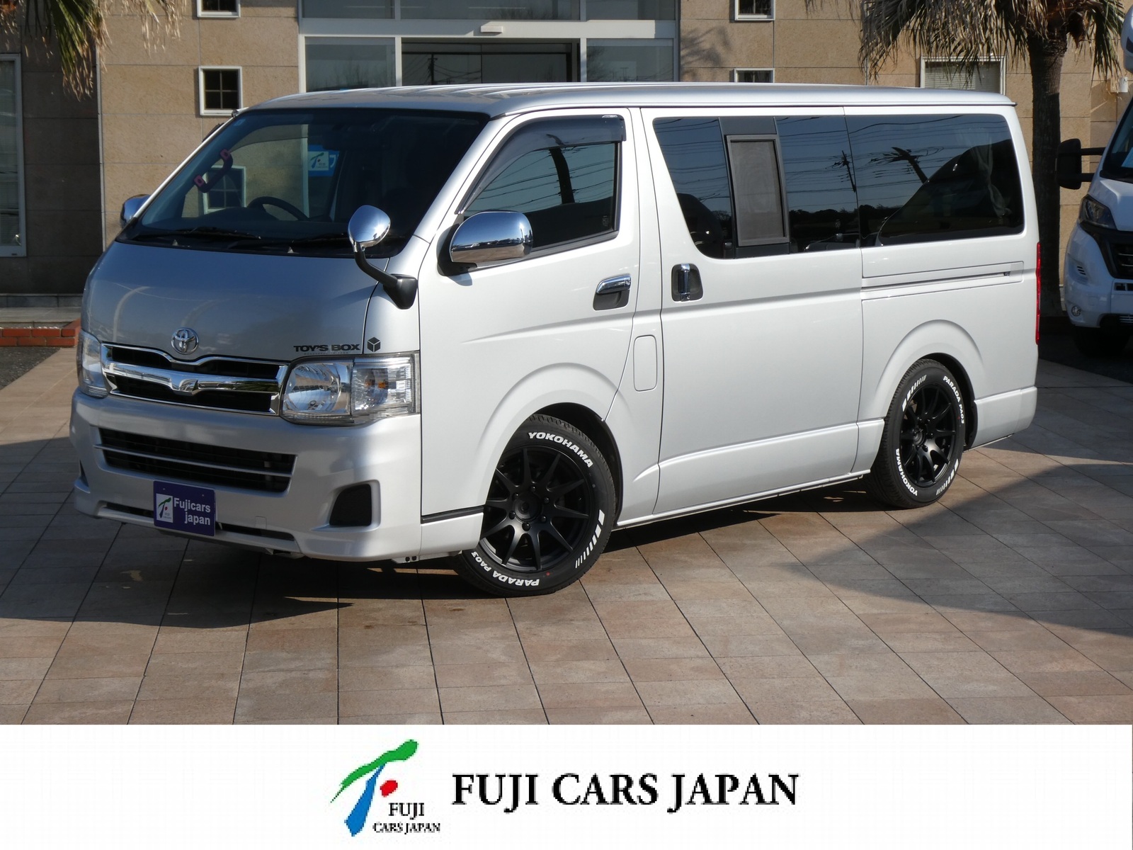 キャンピングカー バンコン トイファクトリー　トイズボックス　Bカメラ　ミラー型ドラレコ