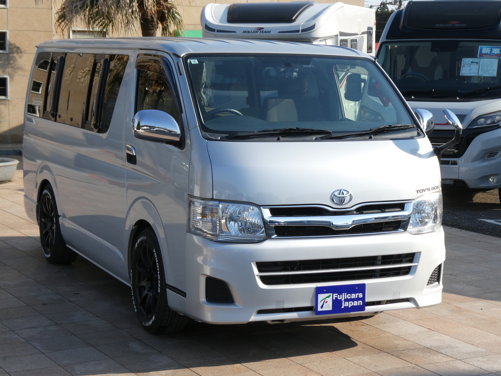 キャンピングカー バンコン ﾄｲﾌｧｸﾄﾘｰ　ﾄｲｽﾞﾎﾞｯｸｽ　Bｶﾒﾗ　ﾐﾗｰ型ﾄﾞﾗﾚｺ