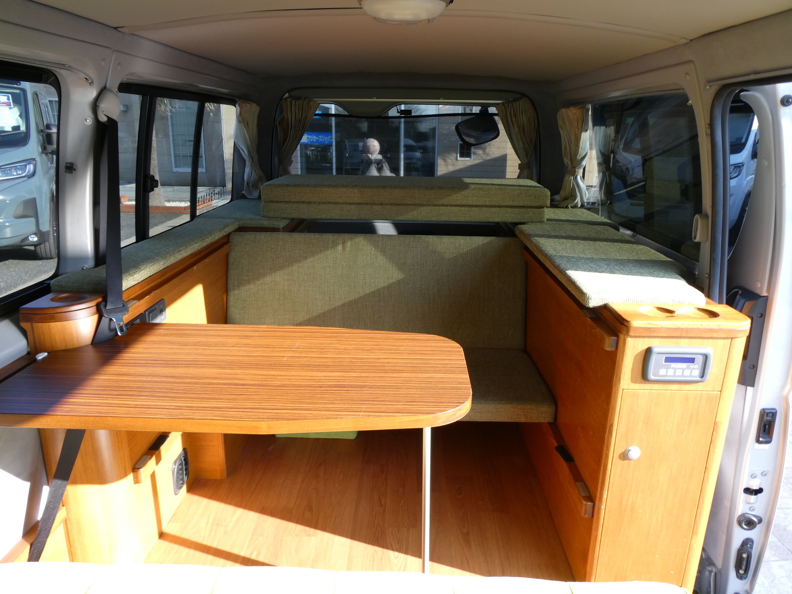 キャンピングカー バンコン ﾄｲﾌｧｸﾄﾘｰ　ﾄｲｽﾞﾎﾞｯｸｽ　Bｶﾒﾗ　ﾐﾗｰ型ﾄﾞﾗﾚｺ