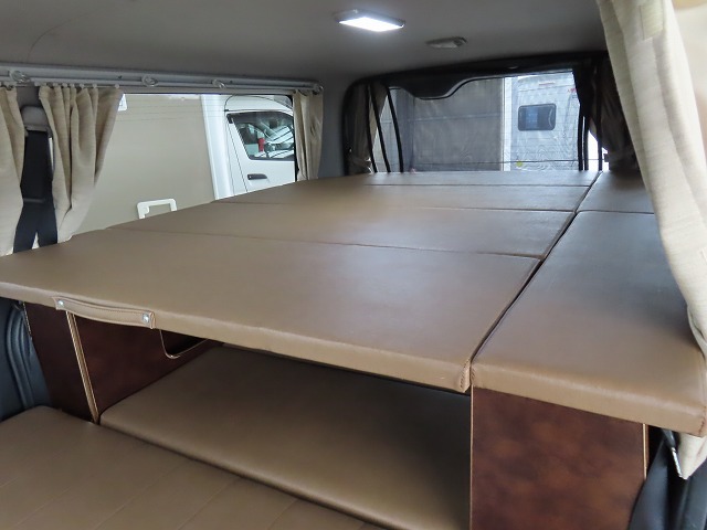 キャンピングカー バンコン ﾊｲｴｰｽ ﾊﾞﾝﾚﾎﾞVR470 ﾀｲﾌﾟ1 FFﾋｰﾀｰ