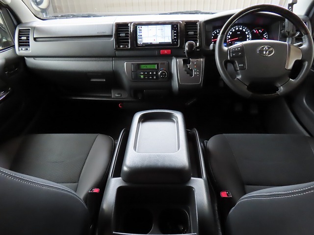 キャンピングカー バンコン ﾊｲｴｰｽ ﾊﾞﾝﾚﾎﾞVR470 ﾀｲﾌﾟ1 FFﾋｰﾀｰ