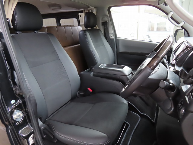 キャンピングカー バンコン ﾊｲｴｰｽ ﾊﾞﾝﾚﾎﾞVR470 ﾀｲﾌﾟ1 FFﾋｰﾀｰ