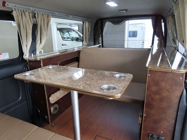 キャンピングカー バンコン ﾊｲｴｰｽ ﾊﾞﾝﾚﾎﾞVR470 ﾀｲﾌﾟ1 FFﾋｰﾀｰ