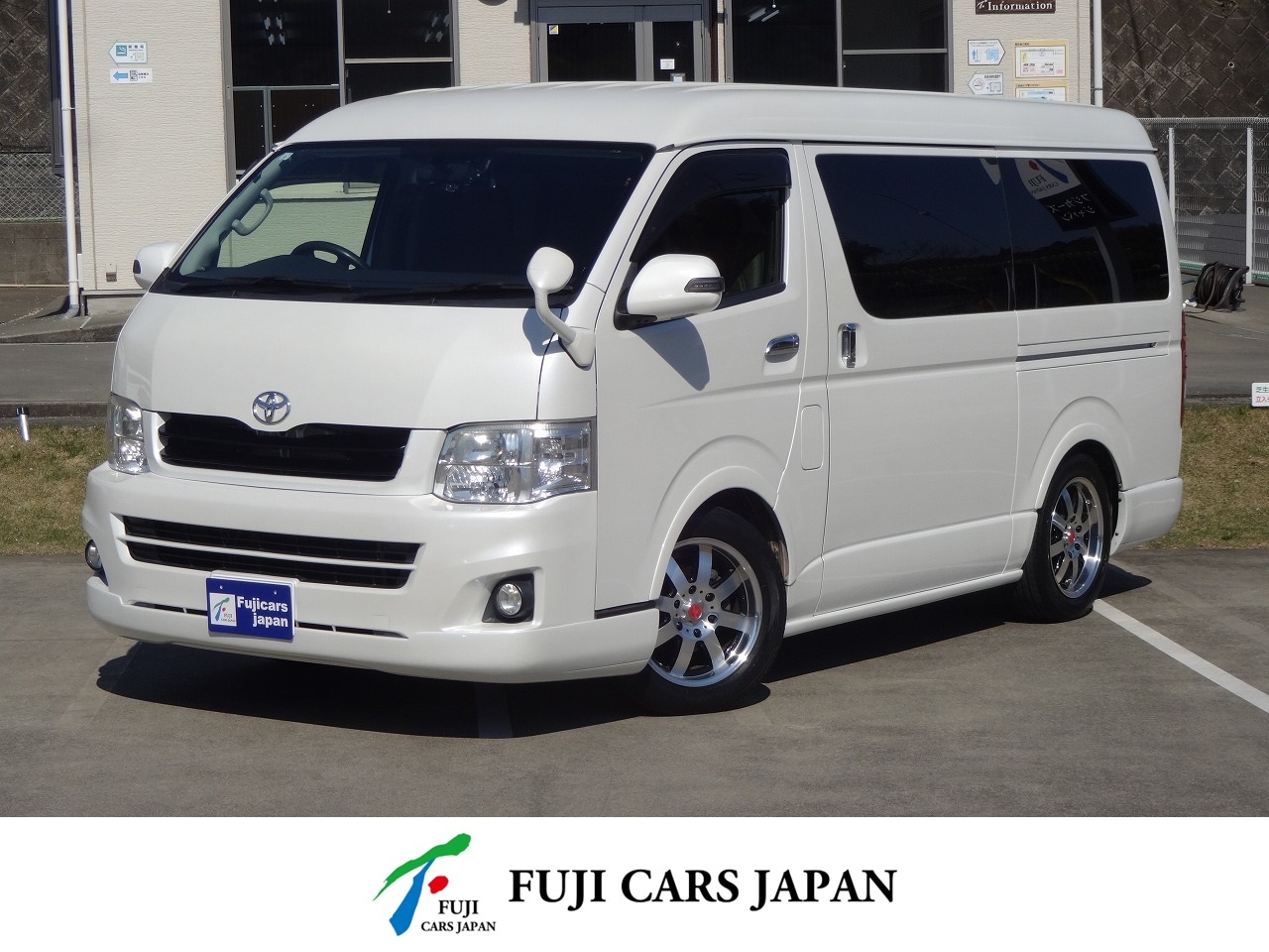 キャンピングカー バンコン ハイエース デルタリンク バージルV1 4WD　FF暖