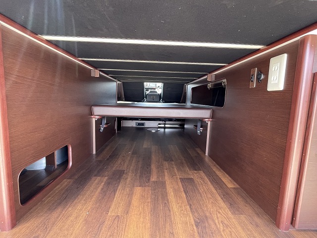 キャンピングカー バンコン ﾊｲｴｰｽ OMC ｶｰｺﾞﾌﾟﾗｽ FFﾋｰﾀｰ