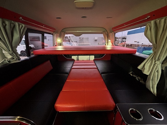 キャンピングカー バンコン ﾊｲｴｰｽ かｰいんてりあ高橋 ﾘﾗｯｸｽﾜｺﾞﾝ