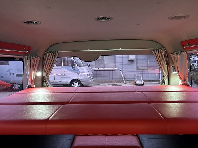 キャンピングカー バンコン ﾊｲｴｰｽ かｰいんてりあ高橋 ﾘﾗｯｸｽﾜｺﾞﾝ