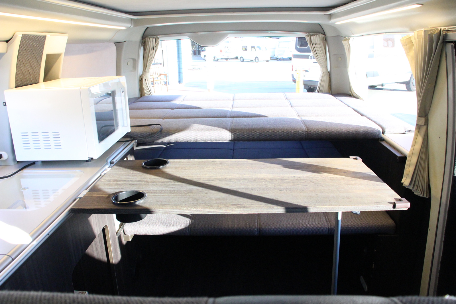 キャンピングカー バンコン ﾊｲｴｰｽ ﾎﾜｲﾄﾊｳｽ ｺﾝﾊﾟｽﾌﾟﾛ FFﾋｰﾀｰ