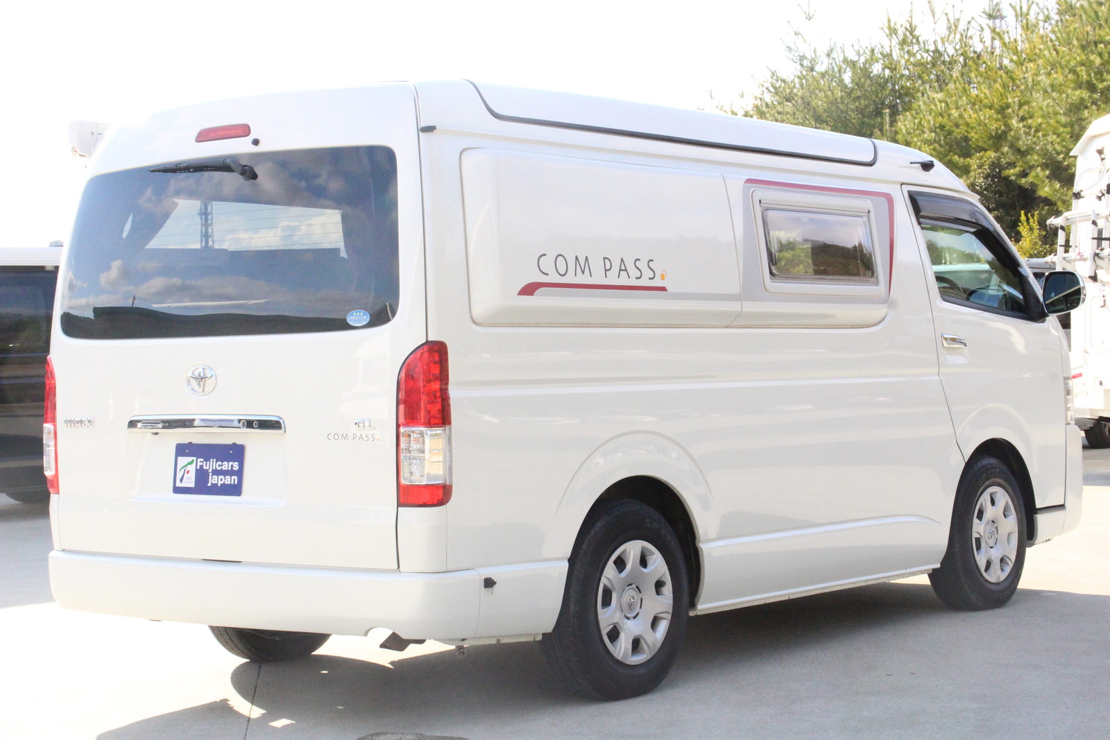 キャンピングカー バンコン ﾊｲｴｰｽ ﾎﾜｲﾄﾊｳｽ ｺﾝﾊﾟｽﾌﾟﾛ FFﾋｰﾀｰ