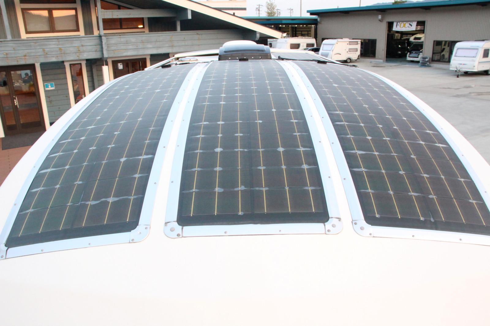 キャンピングカー キャブコン ｴﾙﾌ ﾊﾞﾝﾃｯｸ ｼﾞﾙ520ｸﾙｰｽﾞ 4WD