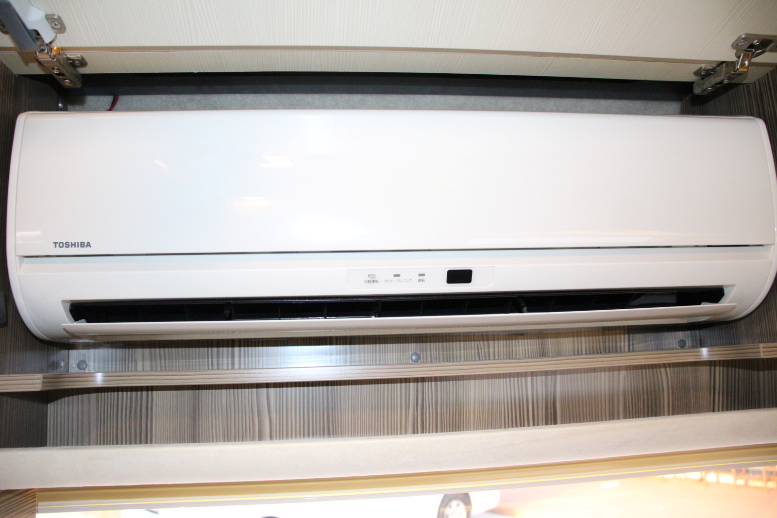 キャンピングカー キャブコン ｴﾙﾌ ﾊﾞﾝﾃｯｸ ｼﾞﾙ520ｸﾙｰｽﾞ 4WD