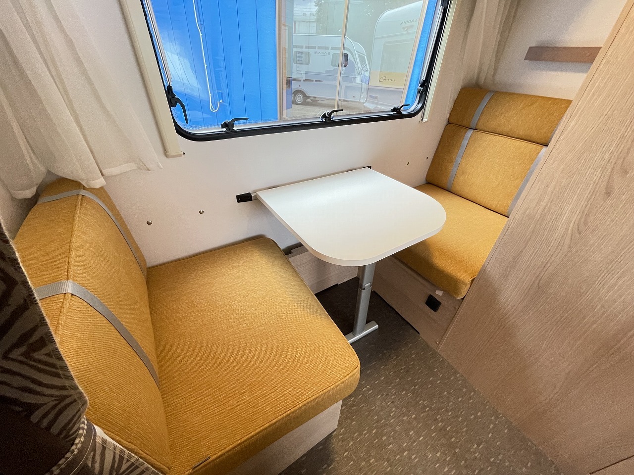 キャンピングカー トレーラー ｱﾄﾞﾘｱ ｱﾋﾞﾊﾞ360DD FFﾋｰﾀｰ