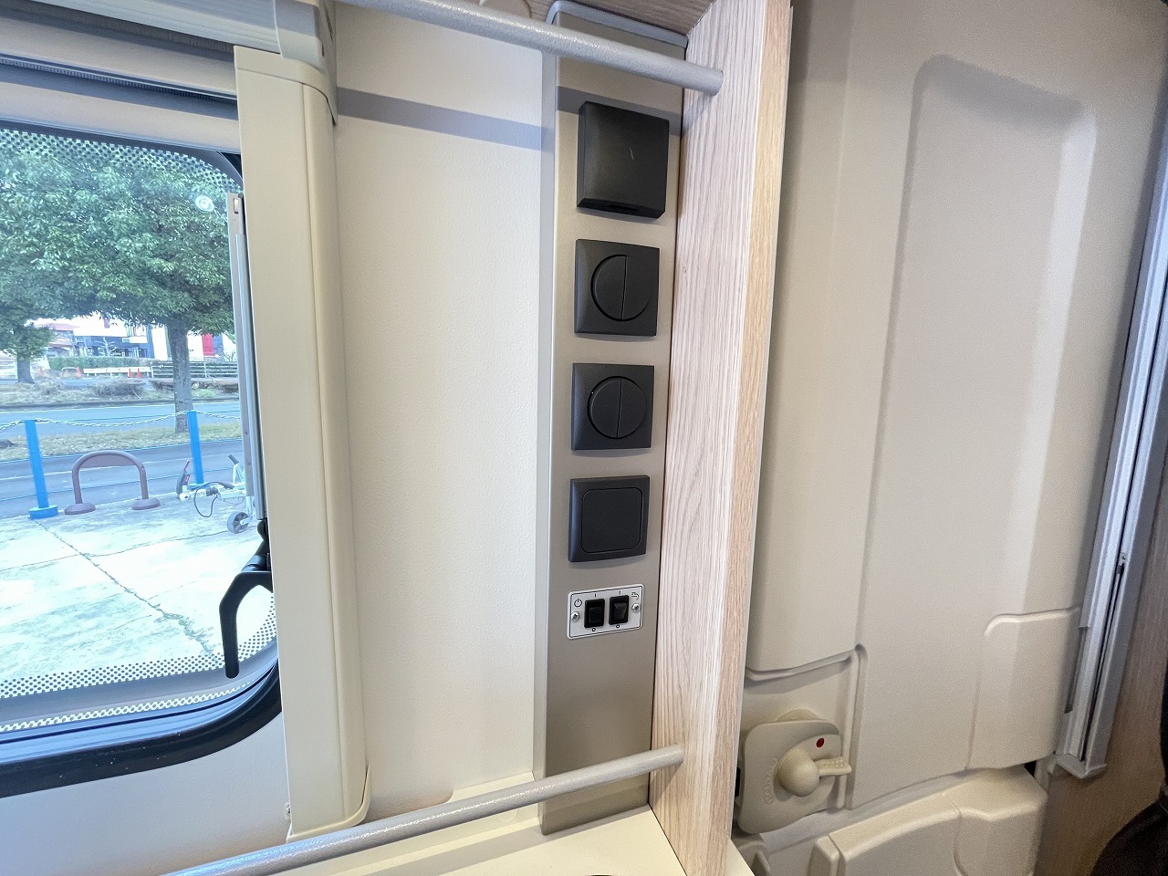 キャンピングカー トレーラー ｱﾄﾞﾘｱ ｱﾋﾞﾊﾞ360DD FFﾋｰﾀｰ