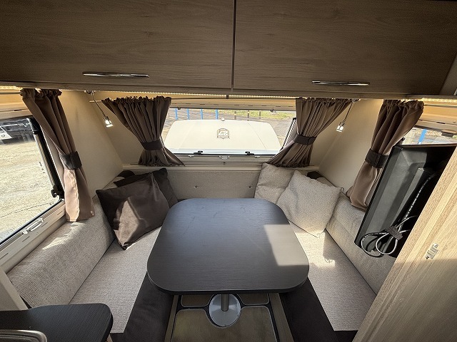 キャンピングカー トレーラー ｴﾒﾛｰﾄﾞ406 Vｴﾃﾞｨｼｮﾝ