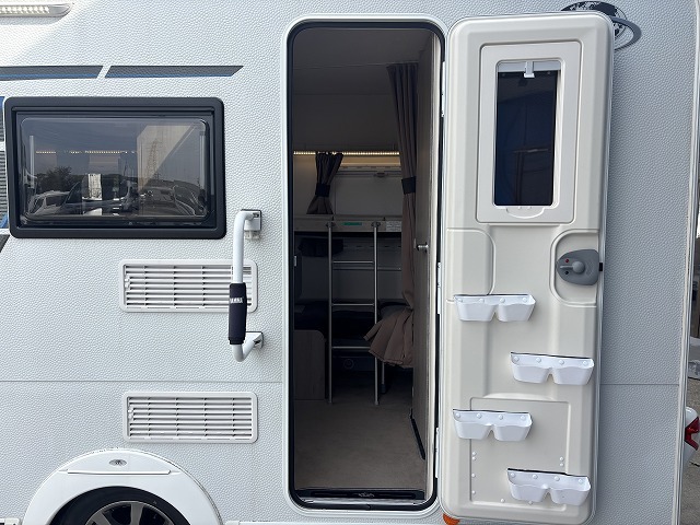 キャンピングカー トレーラー ｴﾒﾛｰﾄﾞ406 Vｴﾃﾞｨｼｮﾝ