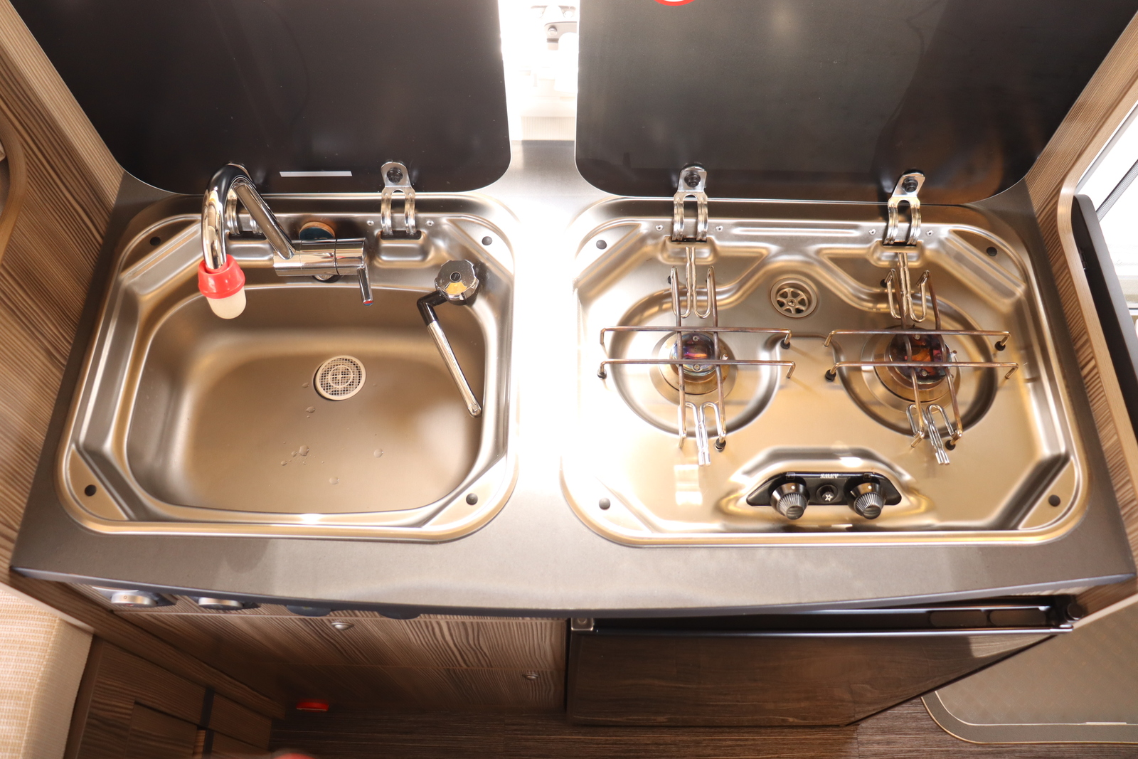 キャンピングカー キャブコン ｶﾑﾛｰﾄﾞ ﾊﾞﾝﾃｯｸｼﾞﾙﾉｰﾌﾞﾙ 家ｴｱｺﾝ4WD