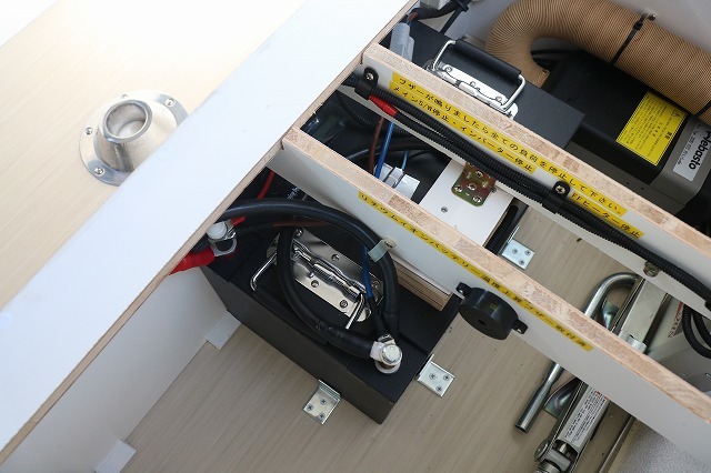 キャンピングカー 軽キャンパー NT100ｸﾘｯﾊﾟｰ ﾏｯｸﾚｰ ﾃﾞｨｱﾗJr. 4WD