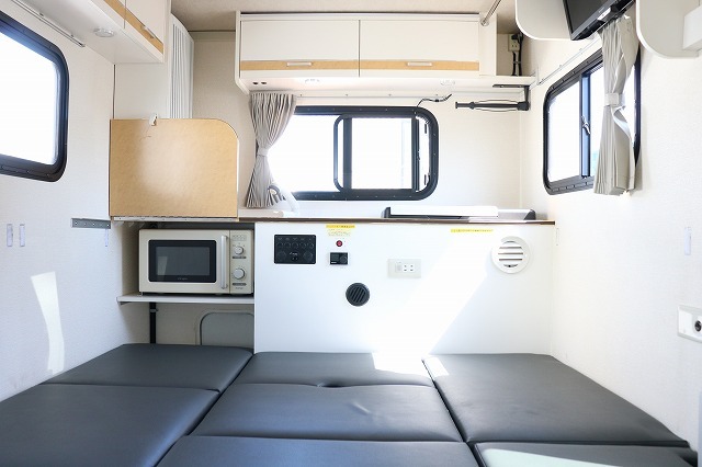 キャンピングカー 軽キャンパー NT100ｸﾘｯﾊﾟｰ ﾏｯｸﾚｰ ﾃﾞｨｱﾗJr. 4WD