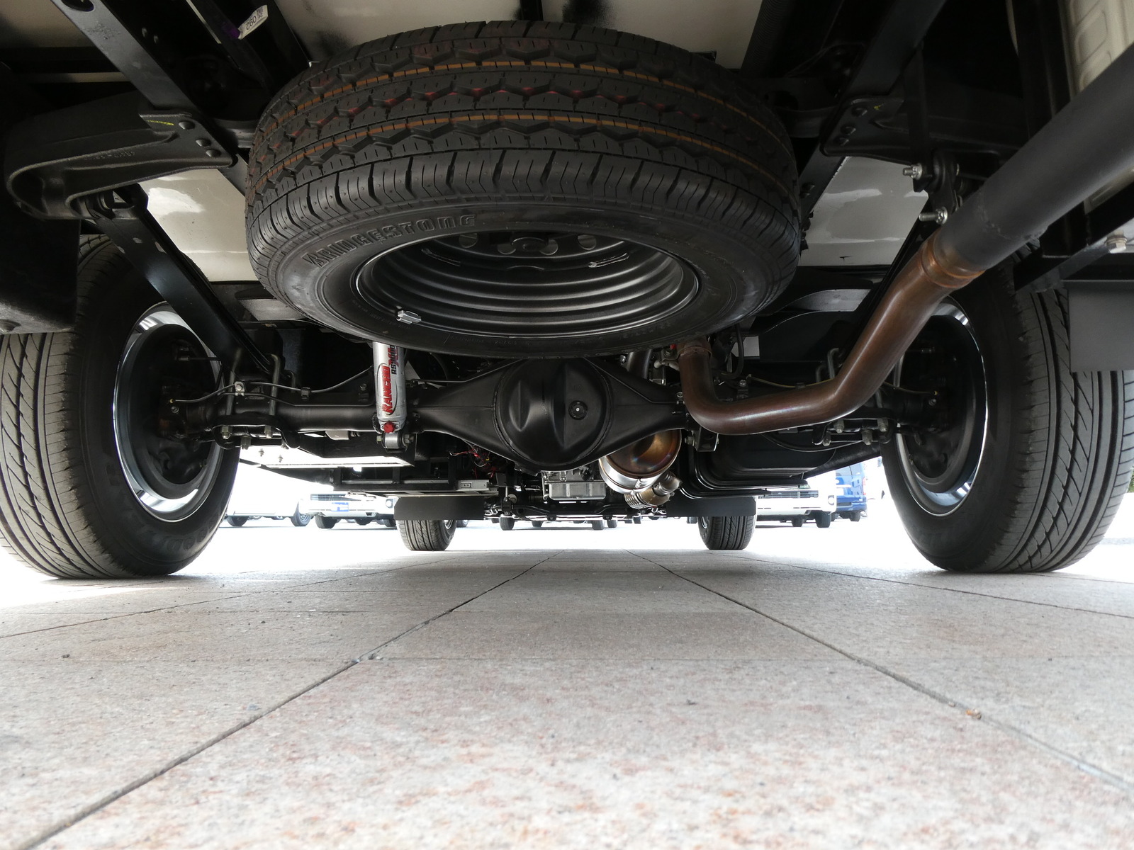 キャンピングカー キャブコン ﾅｯﾂRV　ｸﾚｱ5.3X　ｴﾎﾞﾘｭｰｼｮﾝ　家AC　ﾚｶﾛ