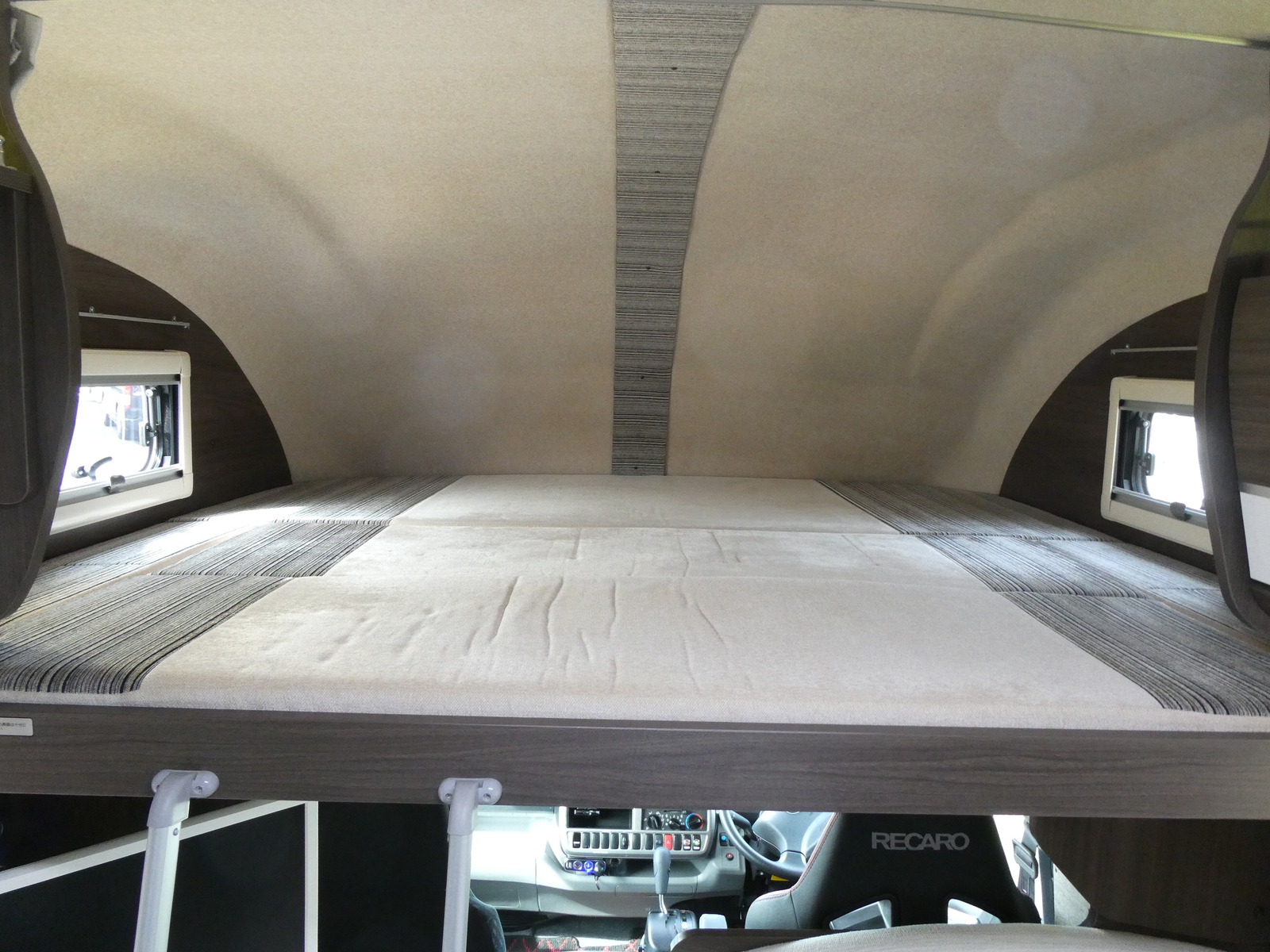 キャンピングカー キャブコン ﾅｯﾂRV　ｸﾚｱ5.3X　ｴﾎﾞﾘｭｰｼｮﾝ　家AC　ﾚｶﾛ