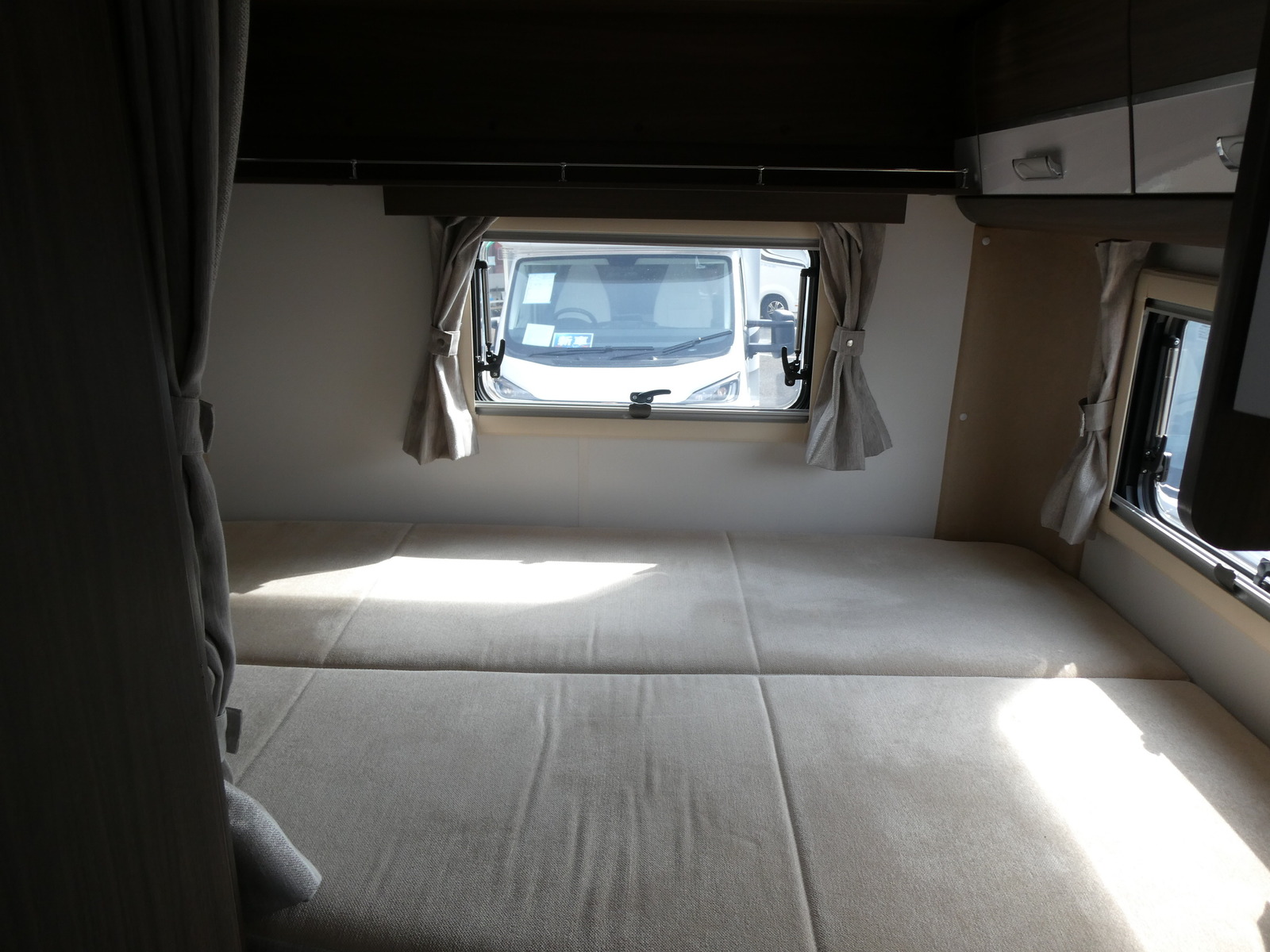 キャンピングカー キャブコン ﾅｯﾂRV　ｸﾚｱ5.3X　ｴﾎﾞﾘｭｰｼｮﾝ　家AC　ﾚｶﾛ