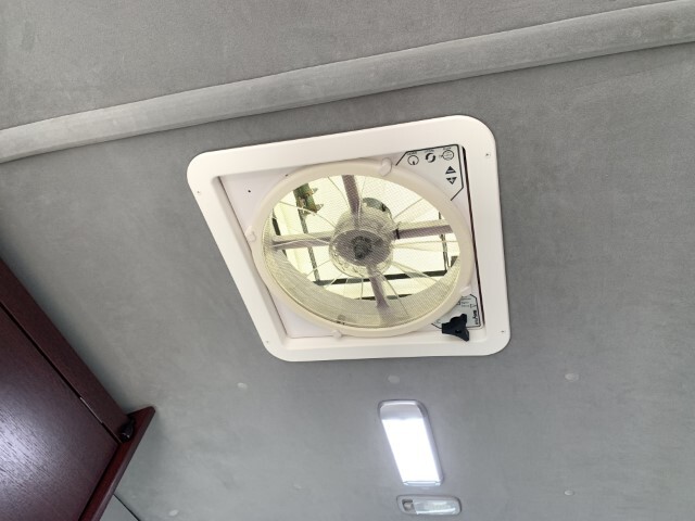 キャンピングカー バンコン ﾅｯﾂRV ﾘｰｸⅡ FFﾋｰﾀｰ ｵｰﾆﾝｸﾞ 1ｵｰﾅｰ