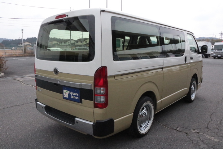 キャンピングカー バンコン ﾊｲｴｰｽ ｷｬﾙｽﾞﾓｰﾀｰ ｶﾘｶ ﾘﾄﾘｰﾄ 4WD 