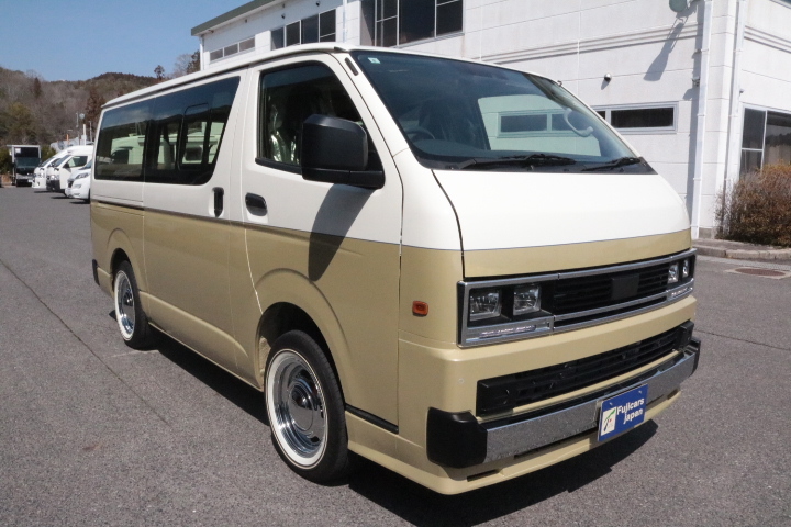 キャンピングカー バンコン ﾊｲｴｰｽ ｷｬﾙｽﾞﾓｰﾀｰ ｶﾘｶ ﾘﾄﾘｰﾄ 4WD 
