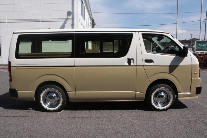 キャンピングカー バンコン ﾊｲｴｰｽ ｷｬﾙｽﾞﾓｰﾀｰ ｶﾘｶ ﾘﾄﾘｰﾄ 4WD 