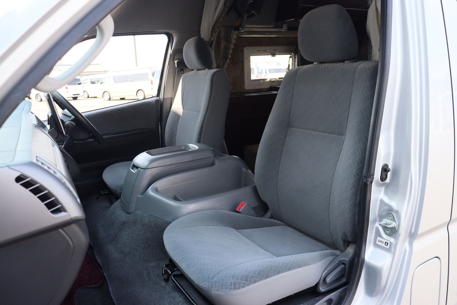 キャンピングカー バンコン ﾊｲｴｰｽ ﾅｯﾂRV ﾘｰｸ